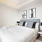 Brand New Luxury 2bd Velaya Beachfront Rdr442 Διαμέρισμα Εστεπόνα